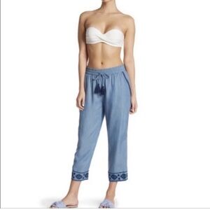 Tommy Bahama Blue Denim Chambray Embroidered Wide Leg Crop Pants